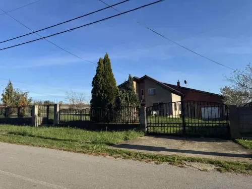 Cene i oglasi na pijacama